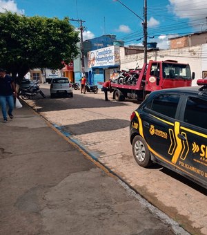 [Vídeo] Veículos estacionados em locais proibidos são recolhidos no Centro de Arapiraca