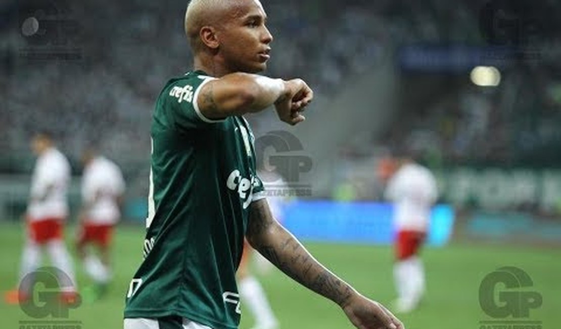 Deyverson brinca nas redes sociais: 'Saudade de fazer gol no Corinthians'