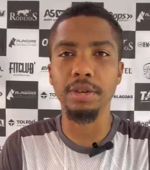 [Vídeo] Anderson Feijão ressalta importância da vitória do ASA na estreia para manter foco no acesso