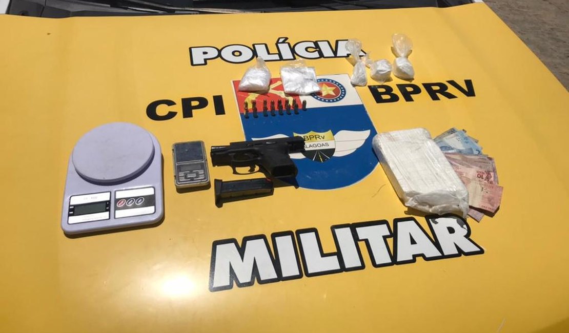Casal é preso com 1kg de cocaína e pistola na Cidade Universitária, em Maceió