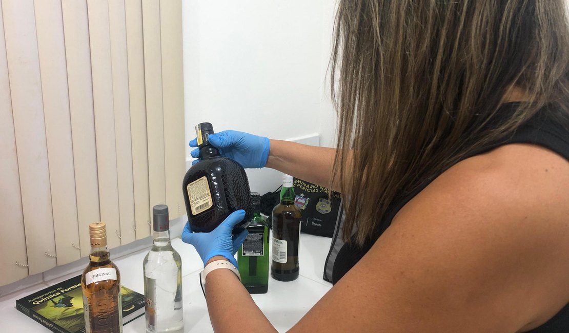Peritas criminais da Polícia Científica alertam para risco de consumo de bebidas alcoólicas falsificadas