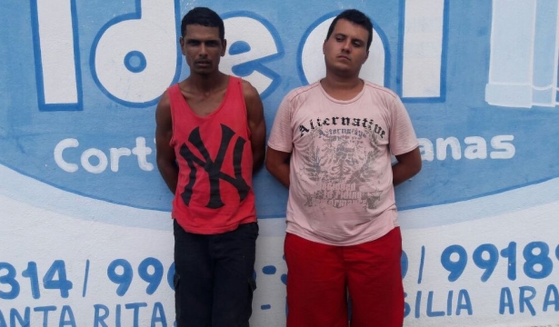 Assaltantes de celular agem no Centro de Arapiraca e são presos neste domingo, 5