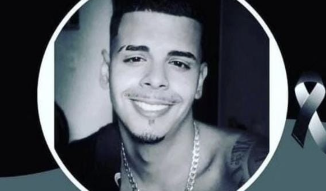 Filho de policial militar é executado a tiros na porta de casa no Jacintinho