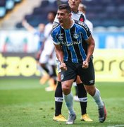 Diego Souza dedica gols aos companheiros do Grêmio