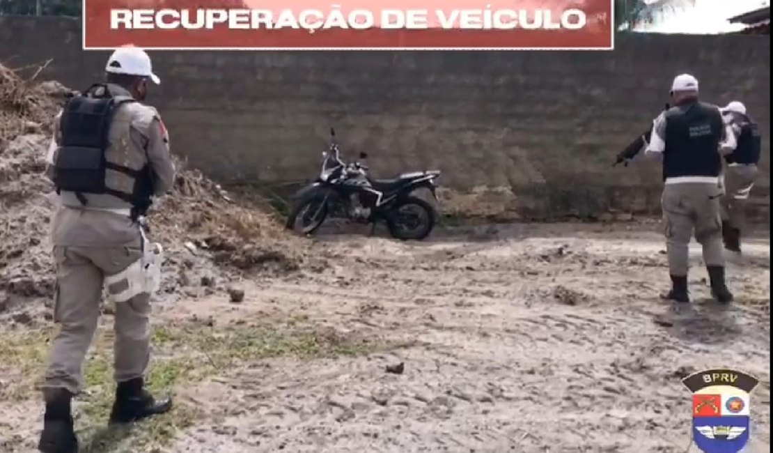 [Vídeo] BPRv recupera motocicleta roubada no Litoral Sul