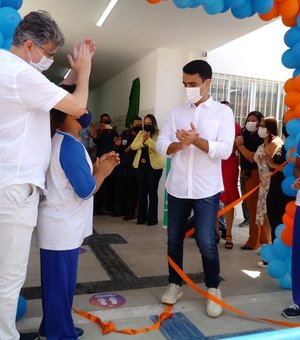 Bairro do Jacintinho ganha nova escola municipal