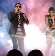Beyoncé e Jay-Z mostram vídeo do casamento em show