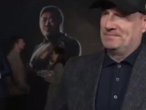 Gil rouba cena em entrevista do chefe da Marvel na pré-estreia de 'Eternos'