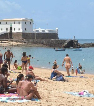 Salvador anuncia fechamento de praias, clubes e quadras para conter covid-19