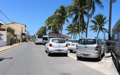 Prefeitura de Maragogi proíbe estacionamento de ônibus e vans na Orla Marítima