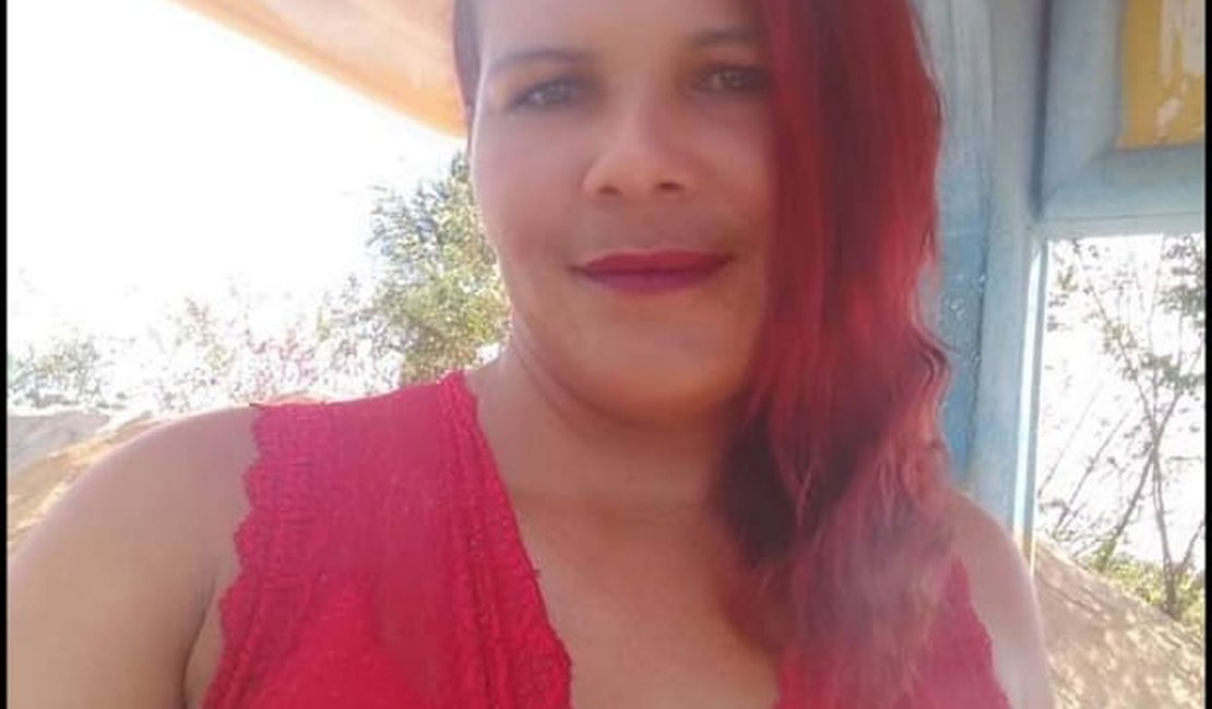 Mulher é assassinada a tiros na Barra de Santo Antônio