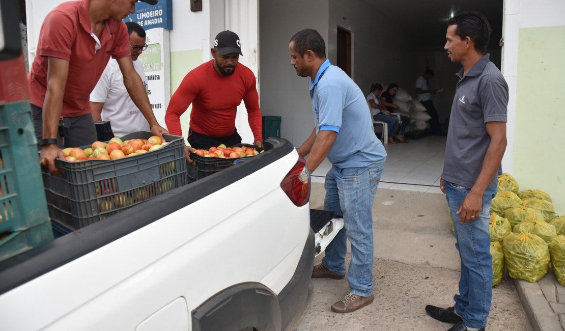 Agricultores familiares entregam mais uma remessa de alimentos ao PAA de Limoeiro de Anadia
