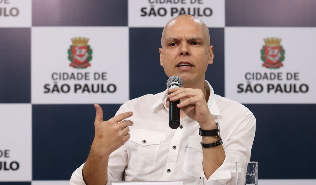 Prefeito de São Paulo, Bruno Covas, testa positivo para Covid-19