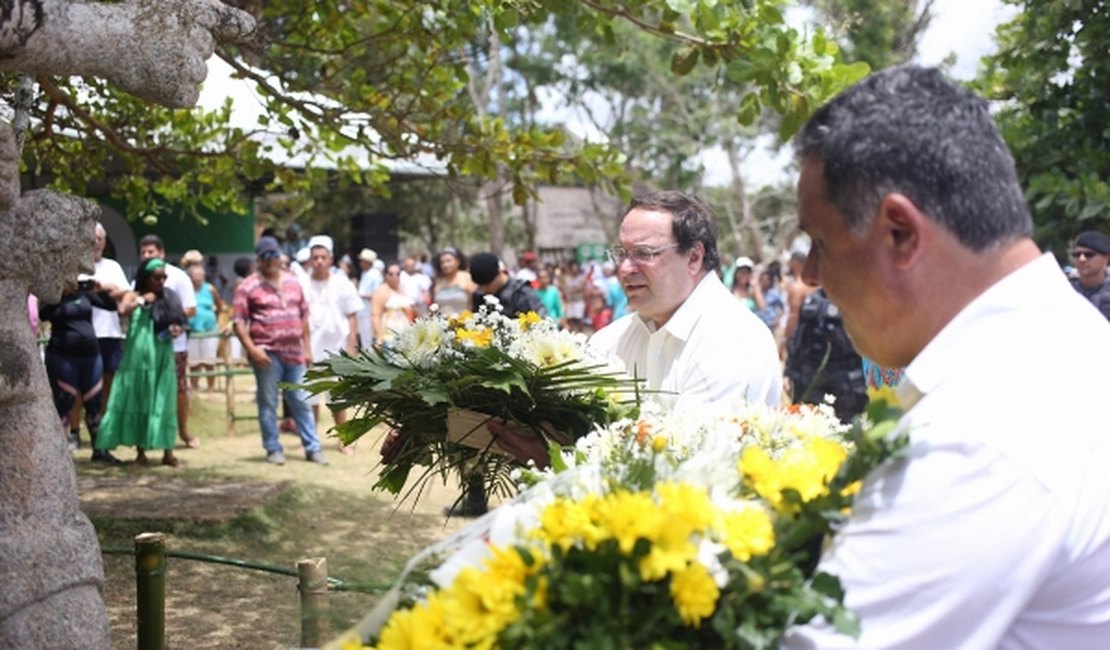 Milhares celebram Dia da Consciência Negra na Serra da Barriga