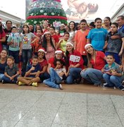 Crianças do Espaço Trate ganham dia de diversão em alusão ao Natal