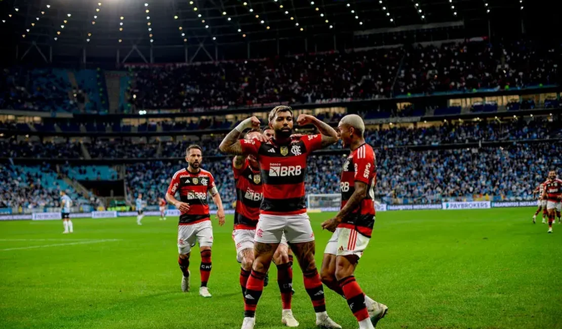 Flamengo vence o Grêmio fora de casa e abre boa vantagem por vaga na final da Copa do Brasil