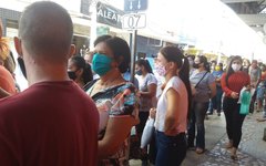 Maceioenses denunciam ônibus lotados após flexibilização na capital