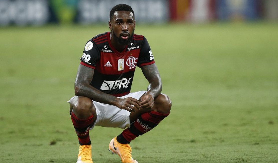 Flamengo inicia conversas para renovação de Gerson; saiba detalhes de possível acordo