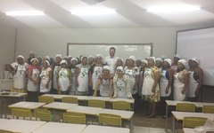 Merendeiras de Girau do Ponciano participam de palestra com nutricionista