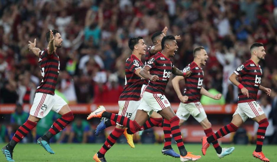 Flamengo viaja nesta quarta para Lima e não deve ter novidades na final