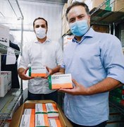 [Vídeo] Lote com 88 mil doses da vacina chegou em Alagoas no final da noite desta segunda-feira
