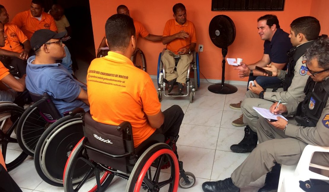Após protesto, Prefeitura debate ações de acessibilidade com cadeirantes
