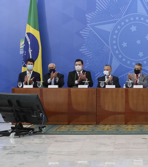 Bolsonaro sanciona lei do novo Marco Legal do Saneamento Básico
