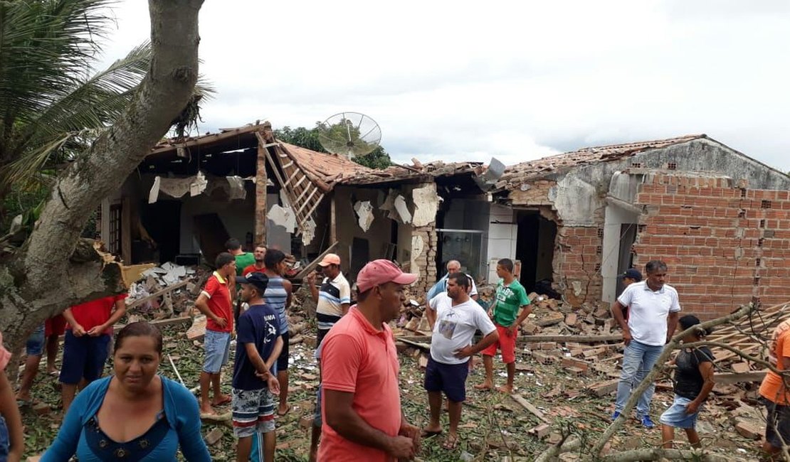 Alagoanos morrem durante explosão de fábrica de fogos