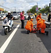 Idoso é atropelado na Avenida Fernandes Lima, em Maceió