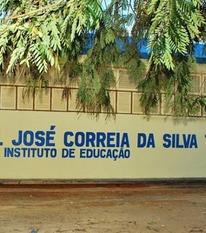 Defesa Civil Municipal vistoria escola estadual que apresenta rachaduras no Cepa