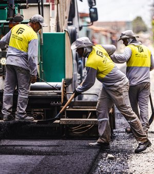 Prefeitura de Maceió transforma parte alta da capital em canteiro de obras