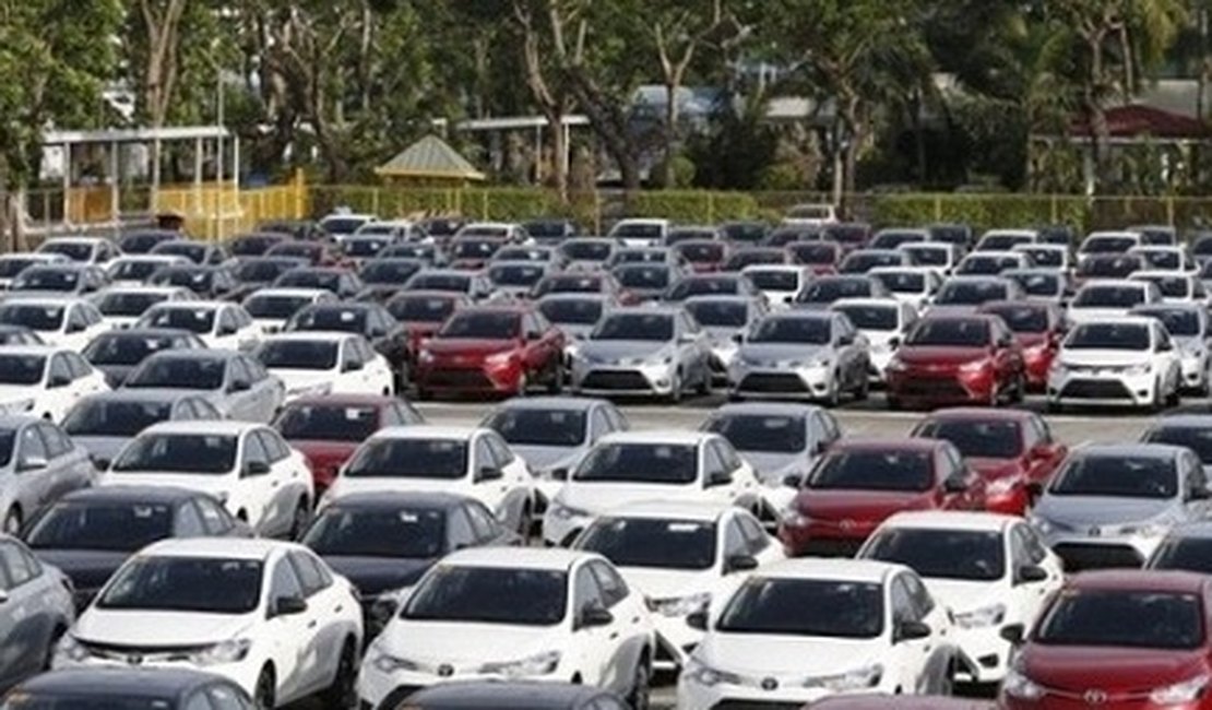 Vendas de carros despencam na 1ª quinzena de junho
