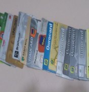Polícia Civil investiga apreensão de 20 cartões de crédito