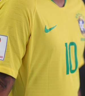 Brasil vai de amarelo, azul e branco contra a Bélgica