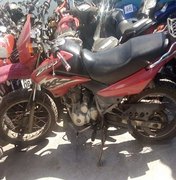 Adolescente é apreendido com motocicleta roubada na Levada