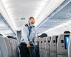 Menino autista não consegue usar máscara, e família é expulsa de avião