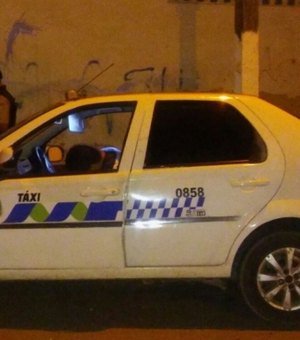 Taxista é morto a tiros em Maceió; categoria protesta por mais segurança