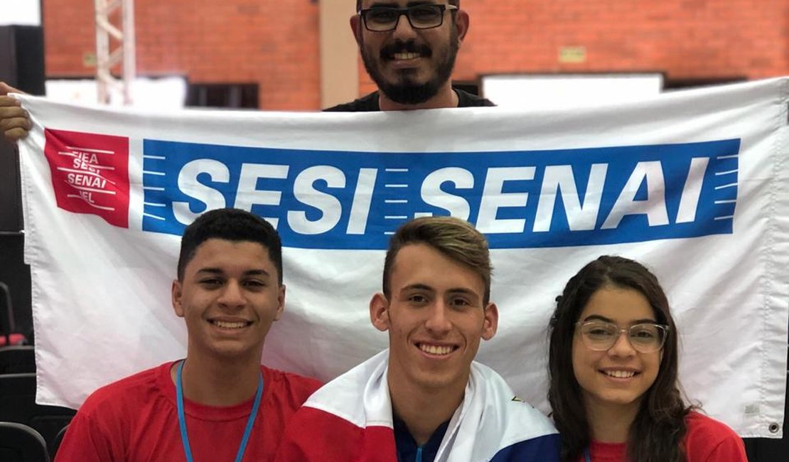 Alunos da Escola Sesi/Senai estão entre os melhores do País na robótica