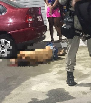 Jovem de 27 anos é é assassinado a tiros durante festa de Carnaval no centro de Quebrangulo