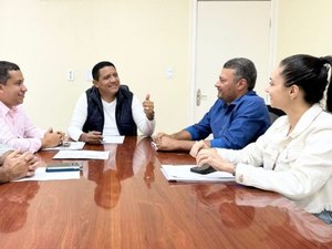 Prefeitura de Palmeira inicia pagamento da folha salarial de junho