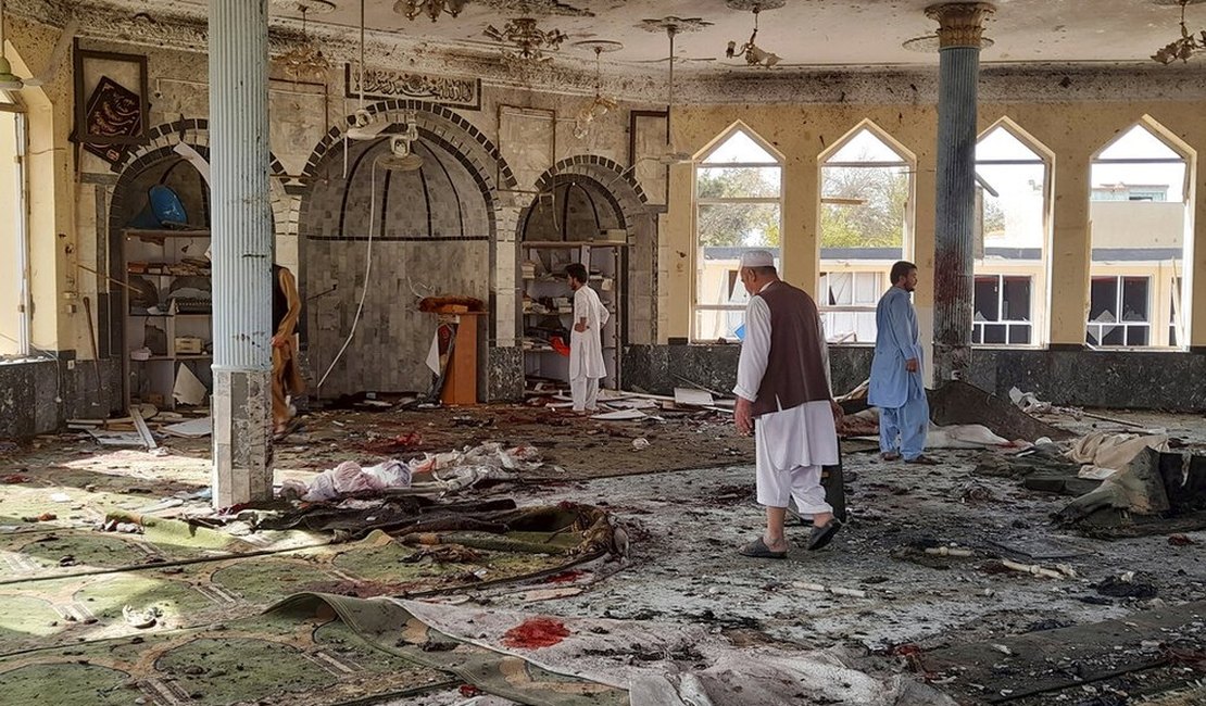 Explosão em mesquita deixa 7 mortos no Afeganistão