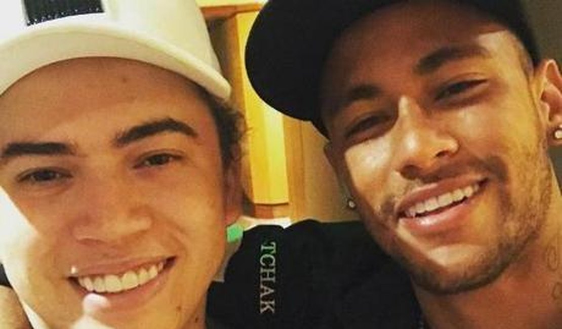 Whindersson Nunes alfineta amigo de Neymar que o xingou