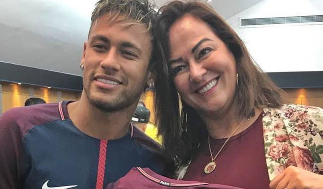 Mãe de Neymar sai em defesa do filho após novas críticas por comercial de TV