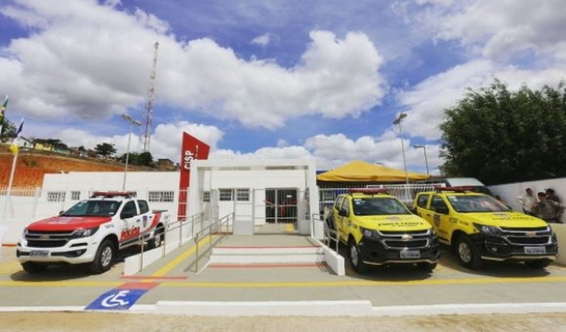 Governador entrega ambulâncias a oito municípios e inaugura Cisp em Girau Ponciano  