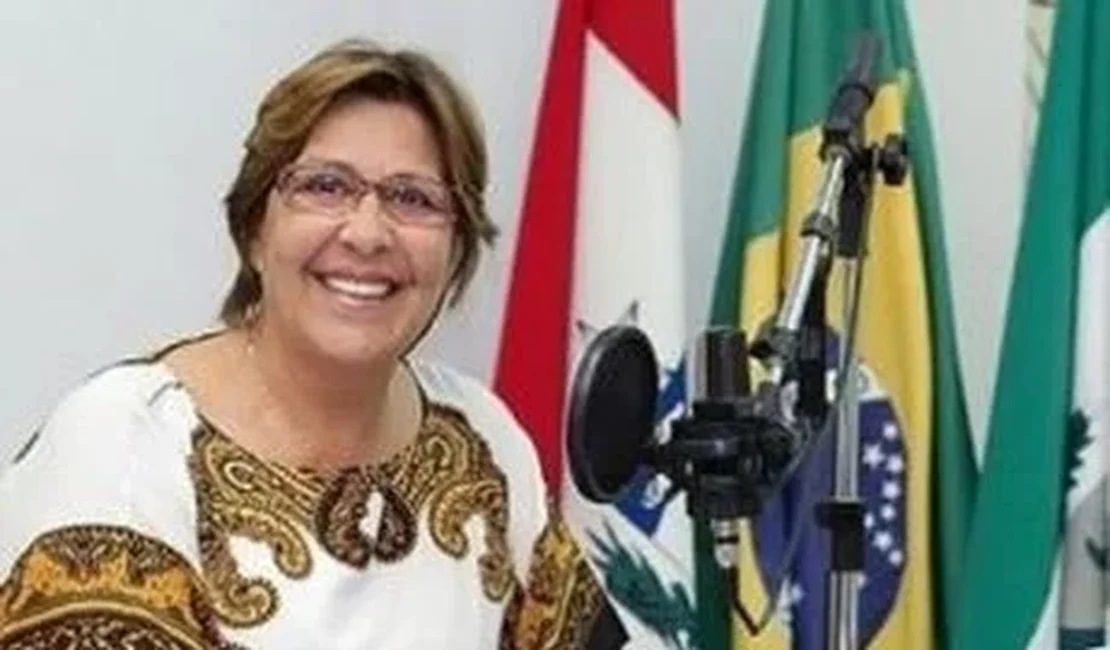 Ex-prefeita Célia Rocha esclarece que continua aliada de Collor
