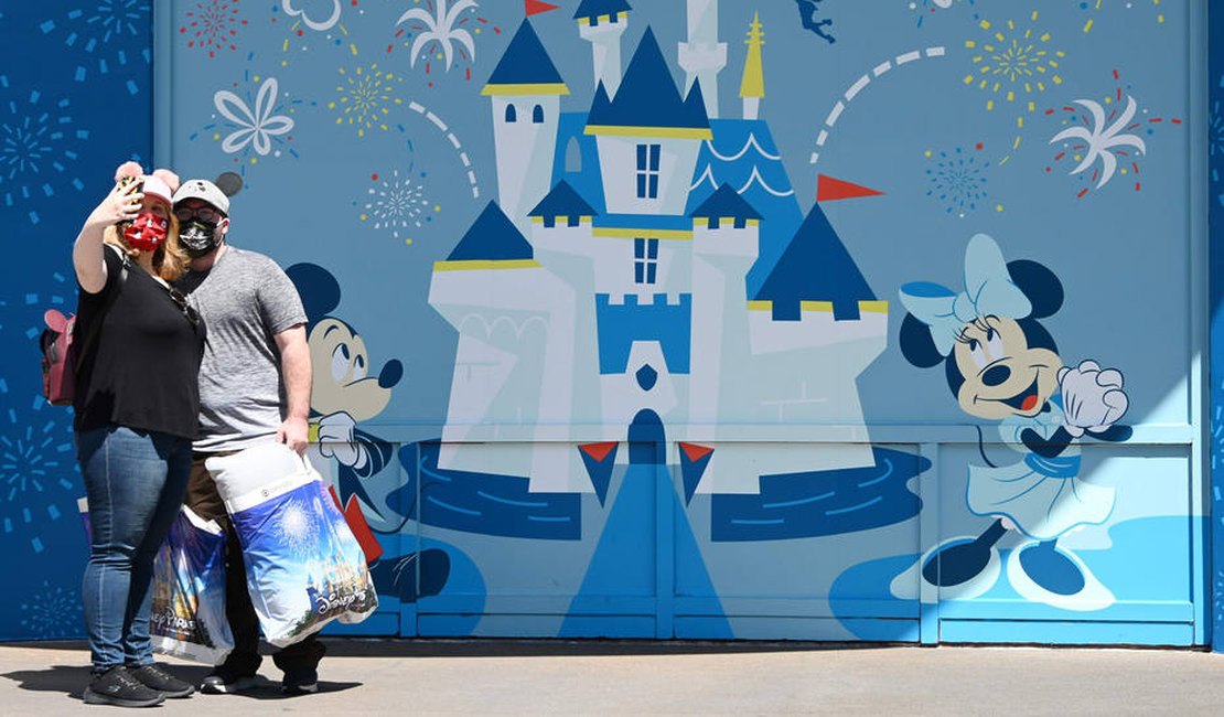 Disney reabre no epicentro da crise do coronavírus
