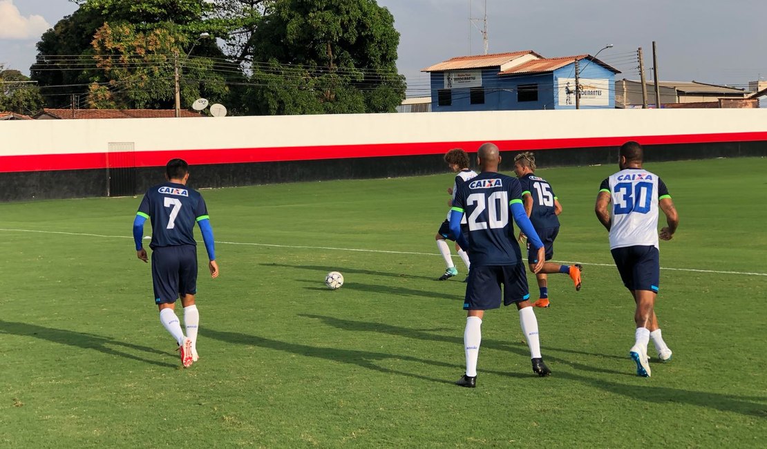 CSA encerra preparação em Goiânia para o desafio contra o Goiás pela Série B