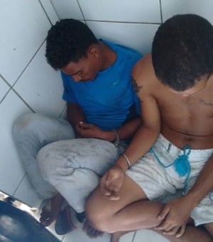 Jovens são presos com 30 bombinhas de maconha no Pontal da Barra