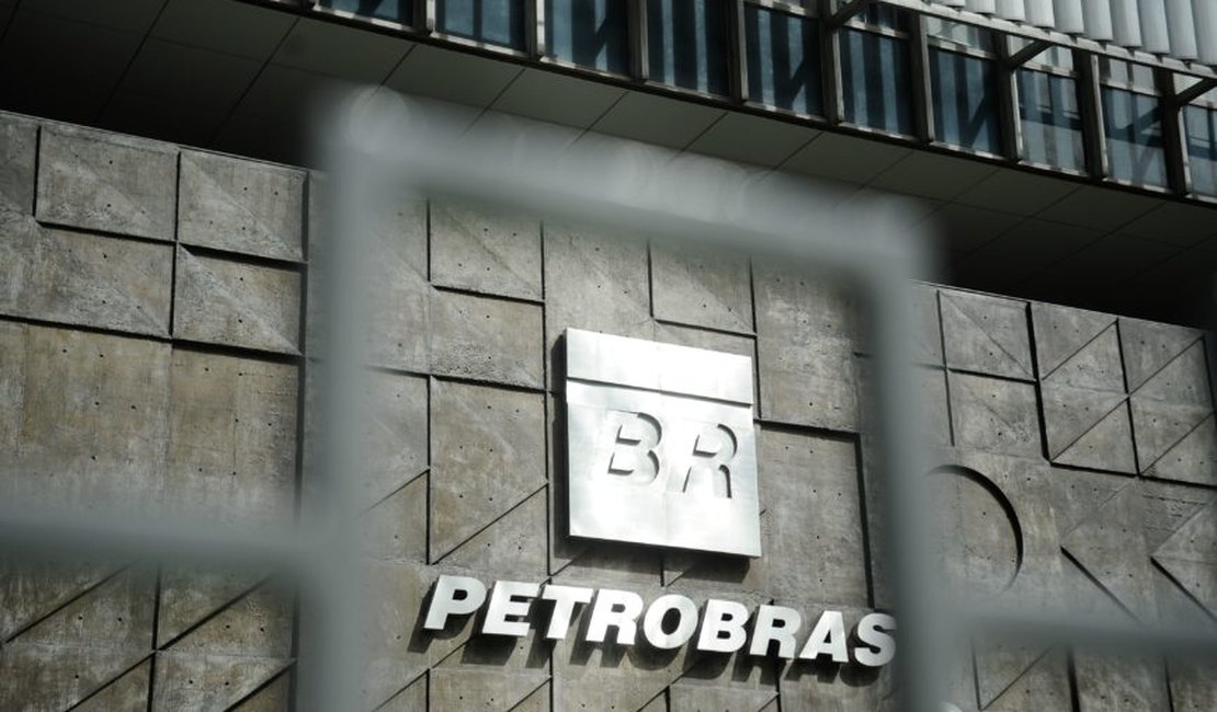 Petrobras anuncia venda de ações da BR Distribuidora