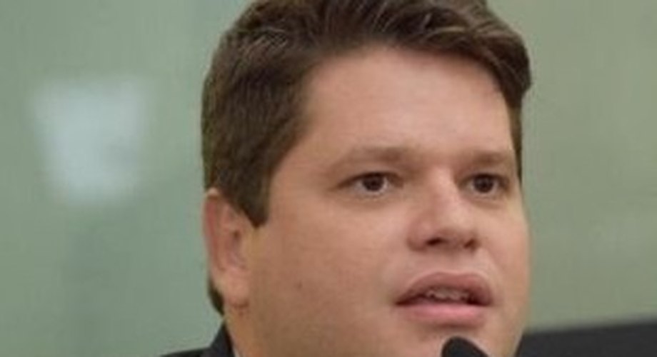 Davi Filho conta com o apoio da ALE para subir nas pesquisas